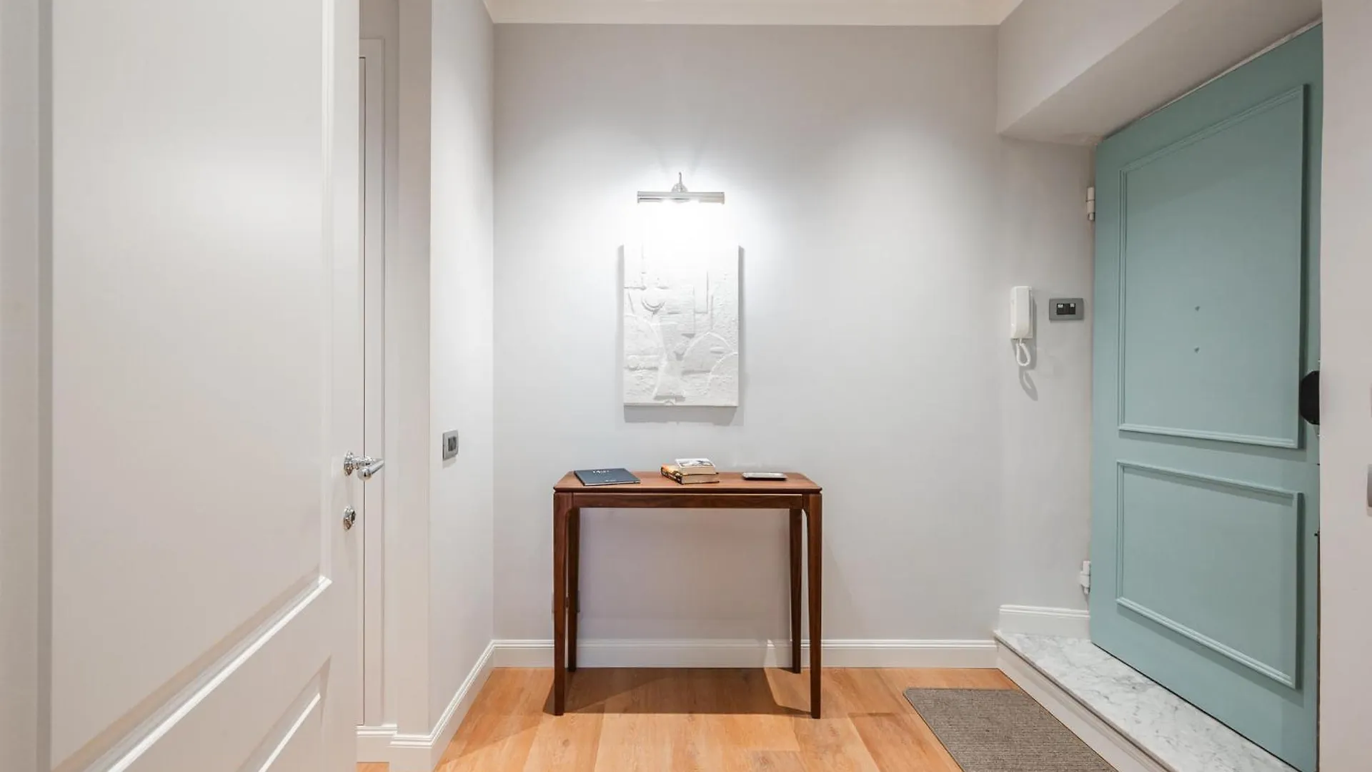 Daire Firenze Rentals Deluxe Corso 14 With Duomo View